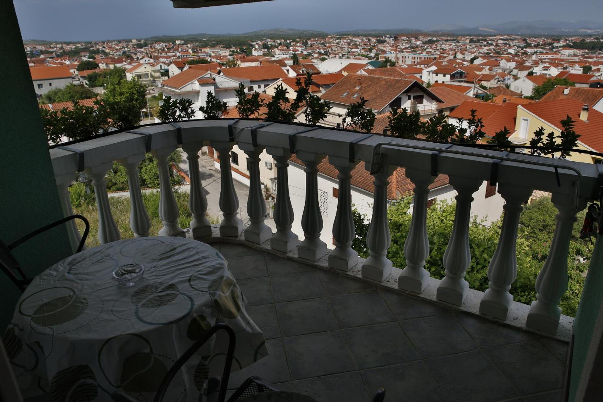 Apartments Katarine Zrinske Vodice Bagian luar foto
