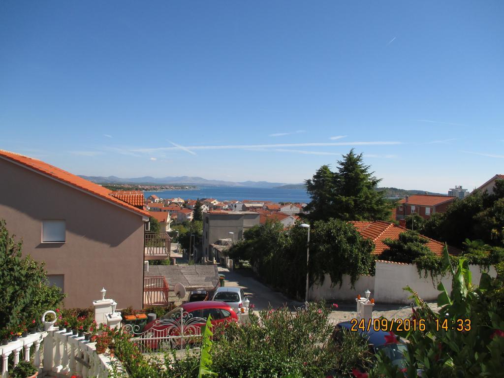 Apartments Katarine Zrinske Vodice Bagian luar foto