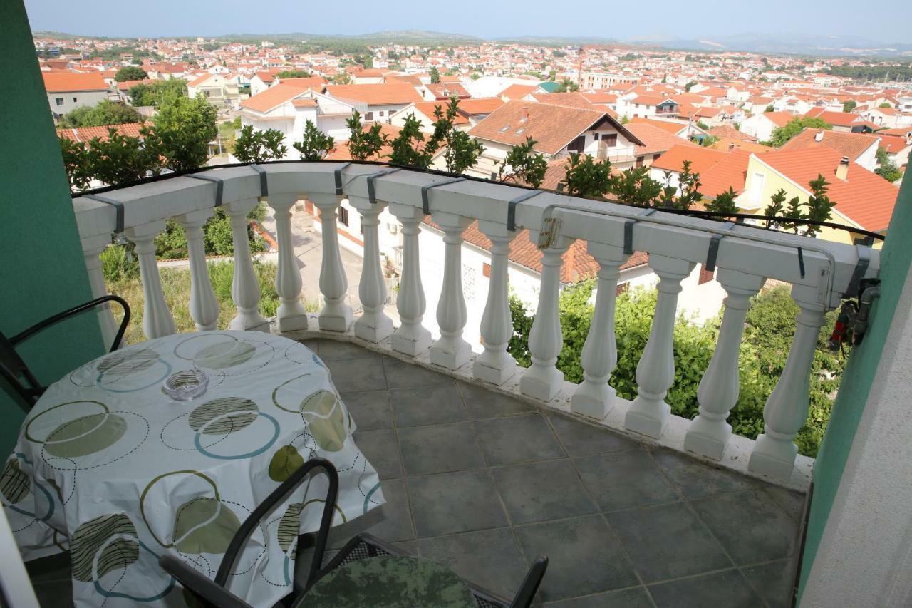 Apartments Katarine Zrinske Vodice Bagian luar foto